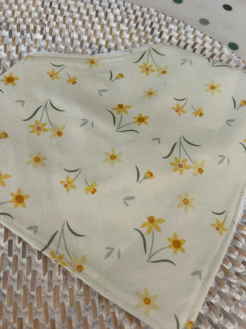 Daffodil Blossom Bib